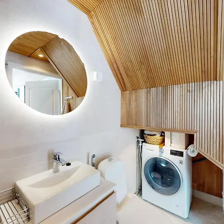 Aurora Igloo Apartament *